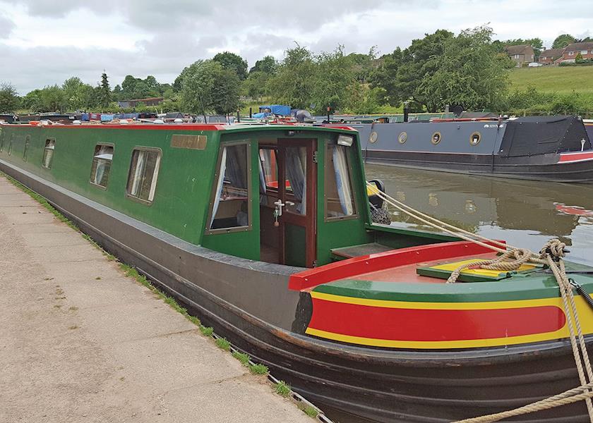 Blakes & Hoseasons boats UK Canals | Discount Boating Holidays